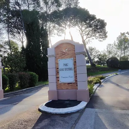 Apartmán Grand T3 Climatise A Raphael Valescure Saint-Raphaël