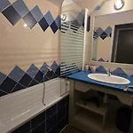Grand T3 Climatisé à Raphaël Valescure Apartamento